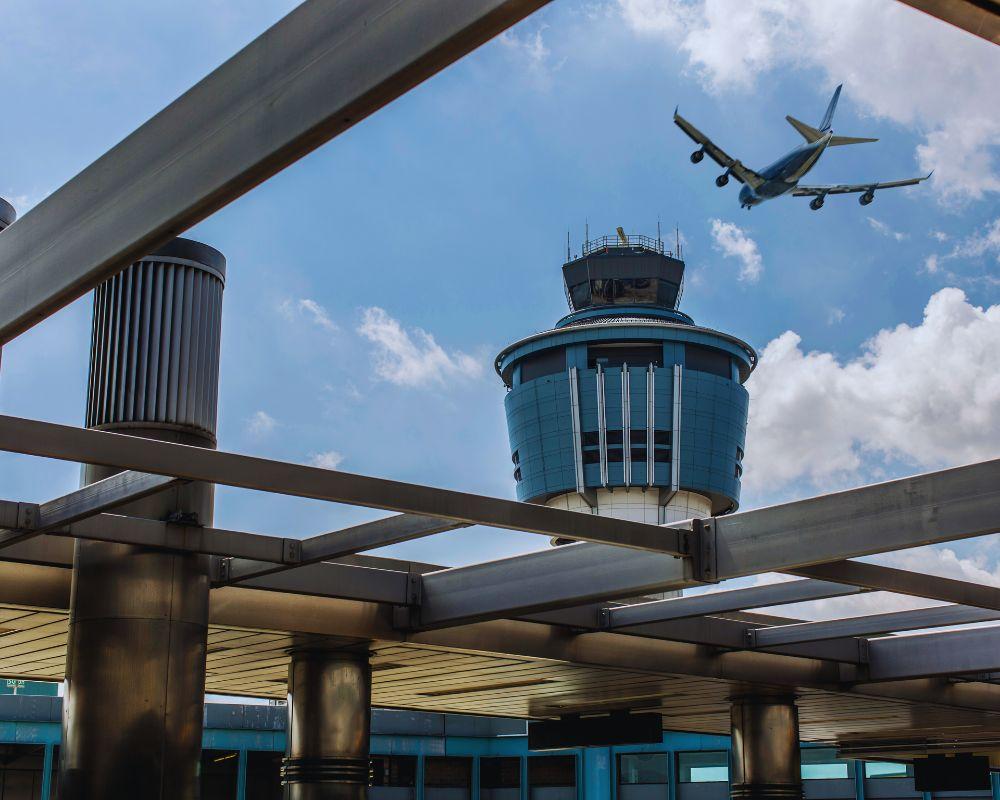 LaGuardia Airport (LGA) A Complete Guide