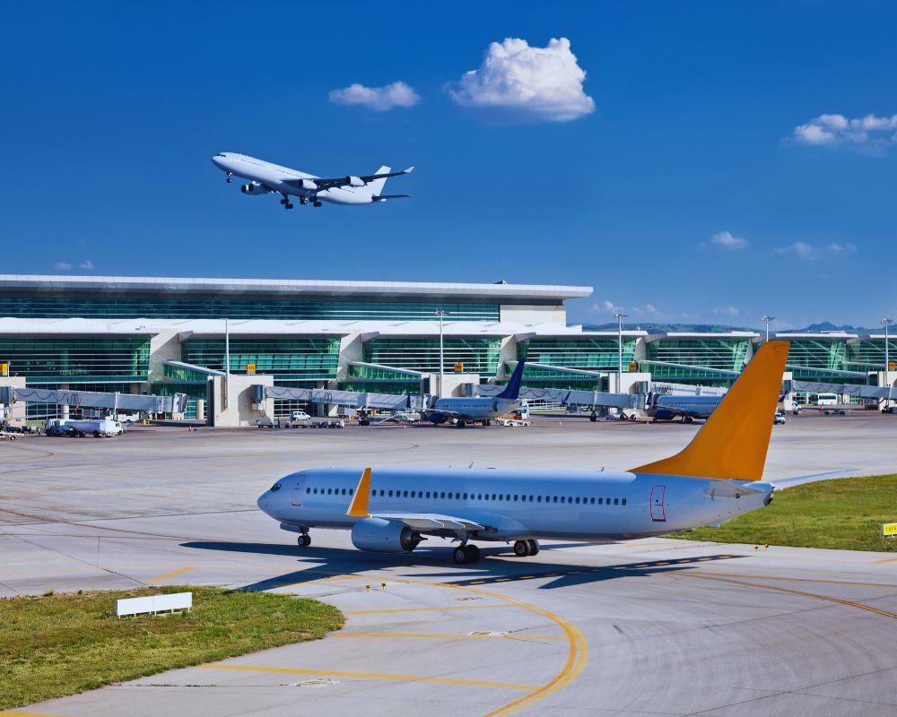 Toronto Pearson Airport (YYZ) A Complete Guide