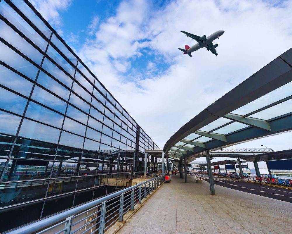 Montreal Trudeau Airport (YUL) A Complete Guide